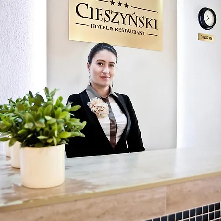 Cieszynski Aparthotel Stare Miasto צ'שין
