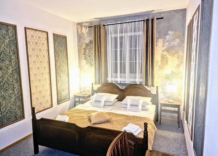 מלון Cieszynski Aparthotel Stare Miasto 3*