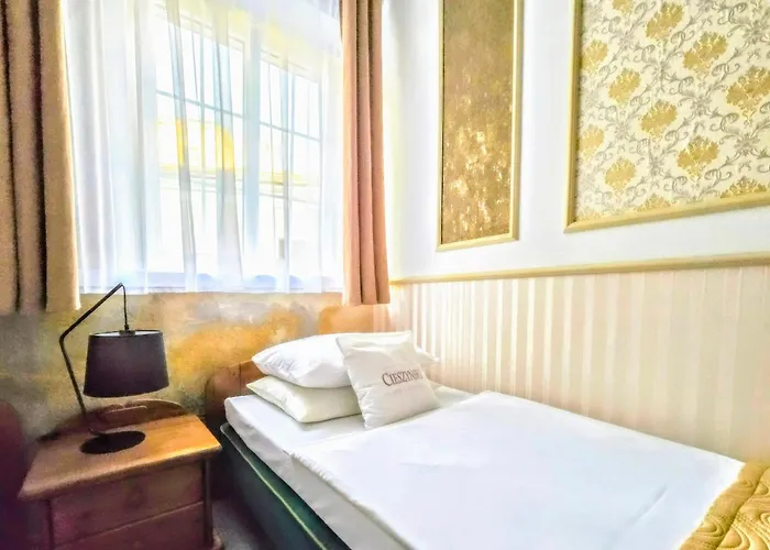 Cieszynski Aparthotel Stare Miasto 3* צ'שין