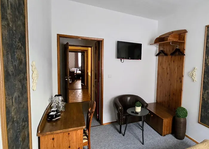 Cieszynski Aparthotel Stare Miasto מלון